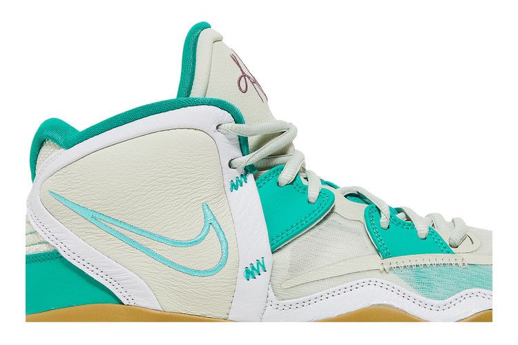 Sue Bird x Nike Kyrie Infinity 'Golden Tribute'