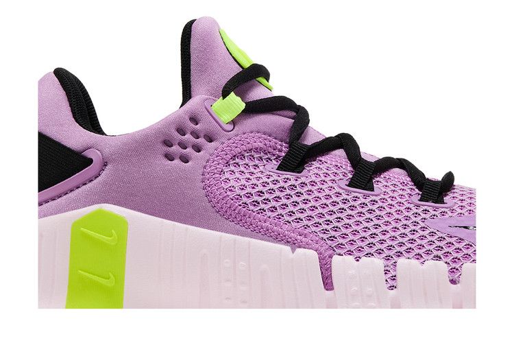 Nike Wmns Free Metcon 4 'Rush Fuchsia Volt'