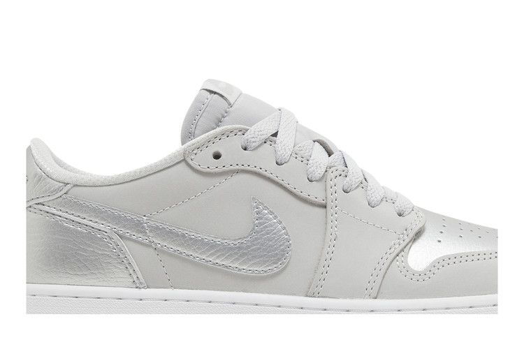 Air Jordan 1 Retro Low OG GS 'Metallic Silver'