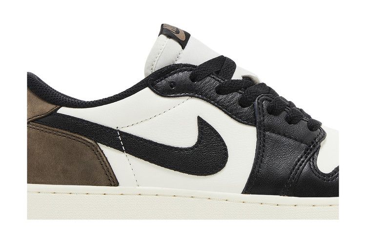 Air Jordan 1 Retro Low OG GS 'Mocha'