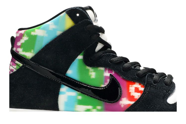 Nike Dunk High SB 'TV Signal'