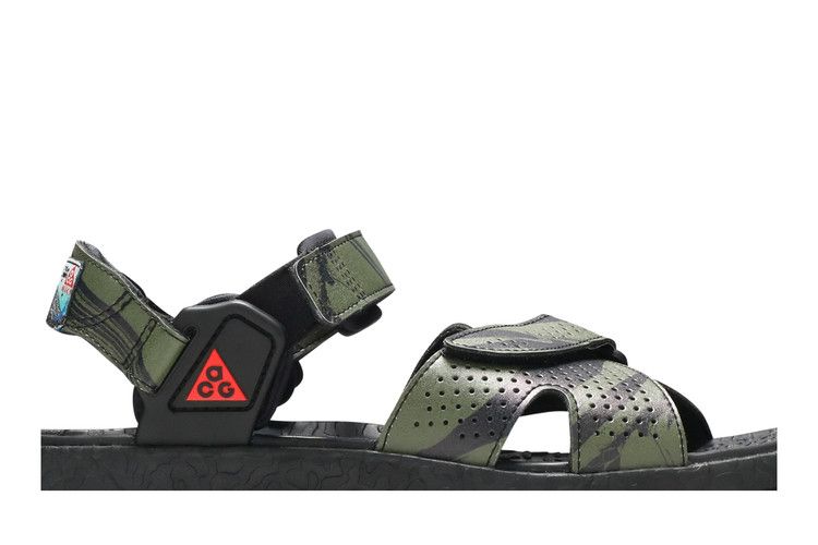 Nike ACG Air Deschutz 'Mt. Fuji'