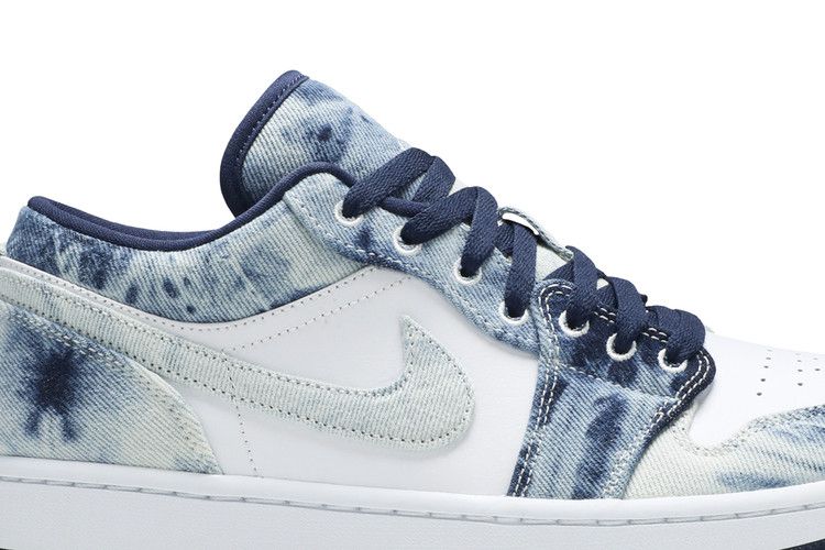 Air Jordan 1 Low SE 'Washed Denim'