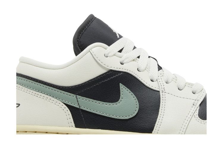 Wmns Air Jordan 1 Low 'Jade Smoke'