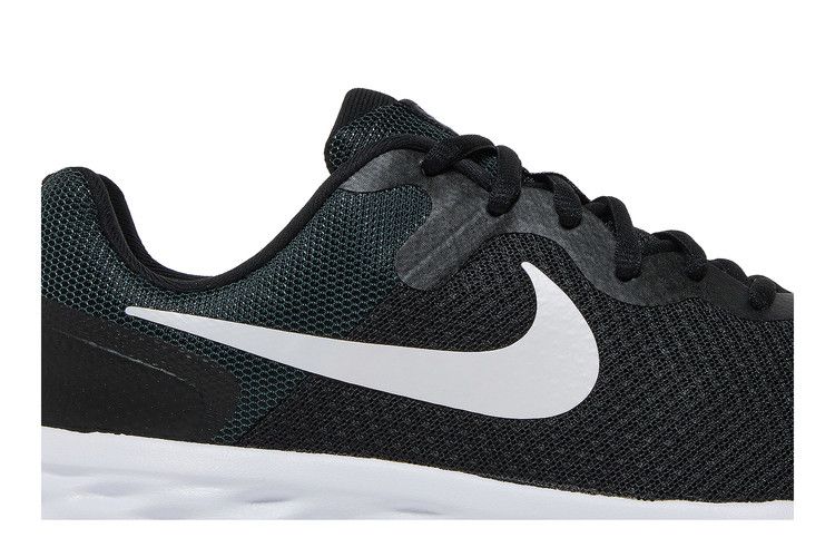 Nike Wmns Revolution 6 Next Nature 'Black White'