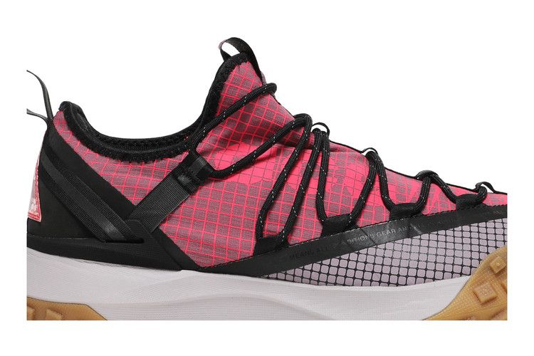 Nike ACG Mountain Fly Low 'Flash Crimson'