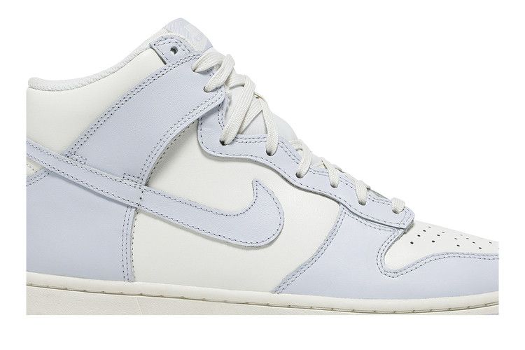 Nike Wmns Dunk High 'Football Grey'