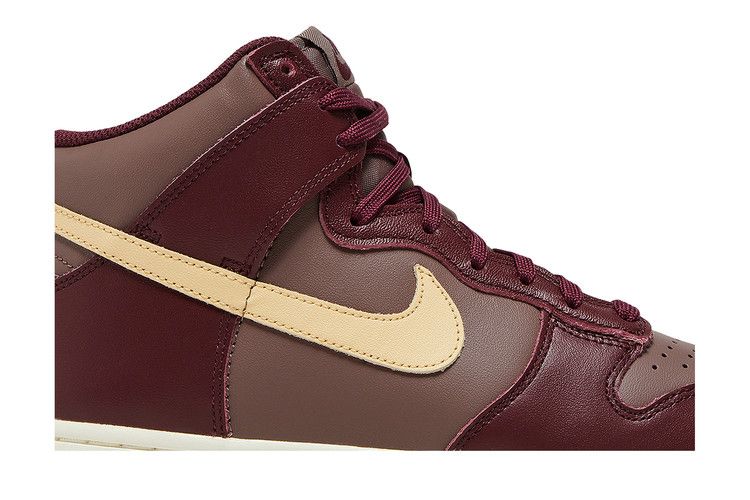Nike Wmns Dunk High 'Plum Eclipse'
