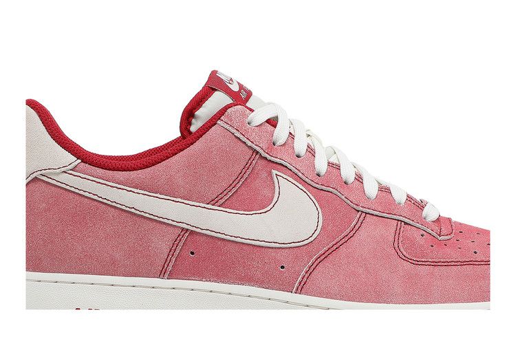 Nike Air Force 1 '07 LV8 'Dusty Red'