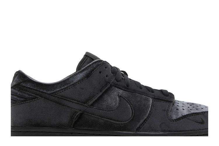 Dover Street Market x Nike Dunk Low 'Black Velvet'