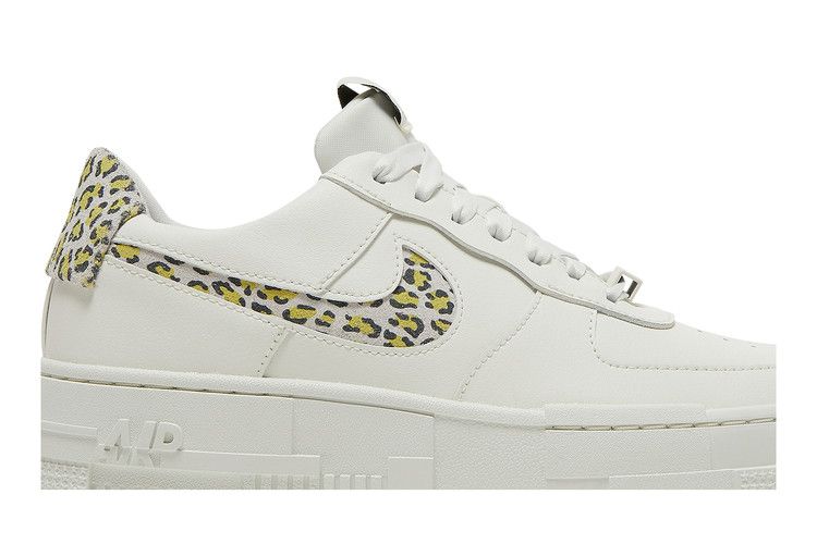 Nike Wmns Air Force 1 Pixel SE 'Leopard'