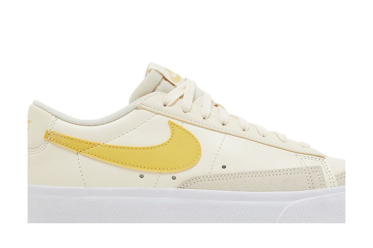 Nike Wmns Blazer Low Platform 'Pale Ivory Saturn Gold'