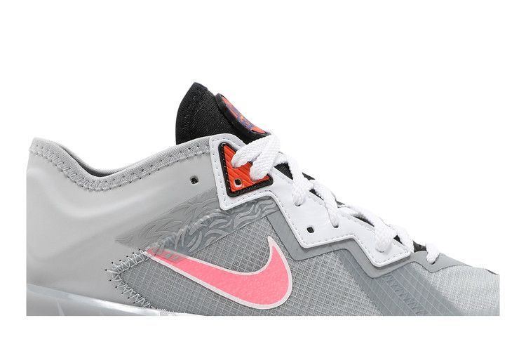 Space Jam x LeBron 18 Low GS 'Bugs x Nike Marvin'