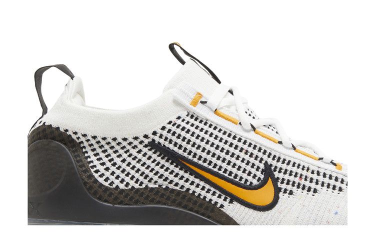 Nike Air VaporMax 2021 Flyknit 'White Kumquat'