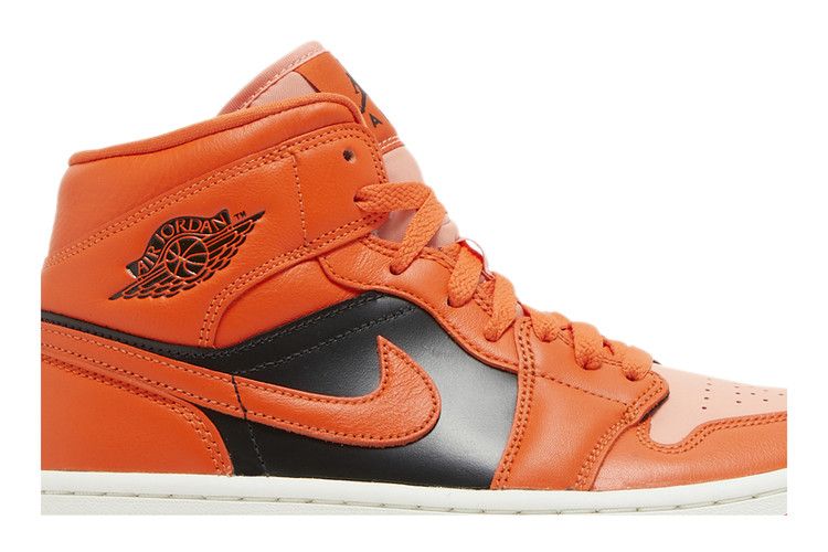 Wmns Air Jordan 1 Mid SE 'Rush Orange'