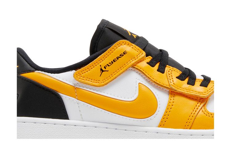 Air Jordan 1 Low Flyease GS 'Taxi White'
