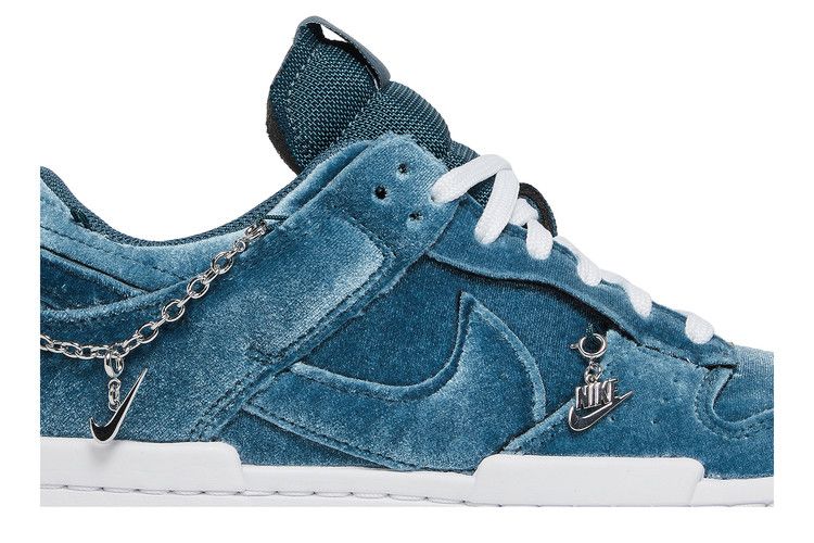 Nike Wmns Dunk Low Disrupt 'Lucky Charms - Ash Green'