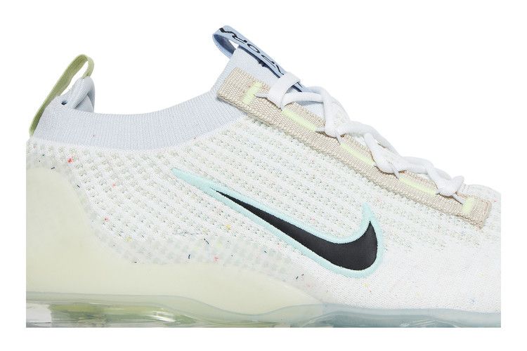 Nike Air VaporMax 2021 Flyknit 'Mismatched Swoosh - White'