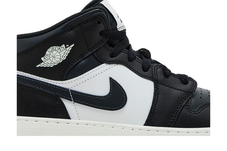 Air Jordan 1 Mid GS 'Black Off Noir'
