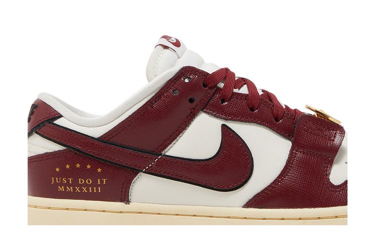 Nike Wmns Dunk Low SE 'Sisterhood - Team Red'
