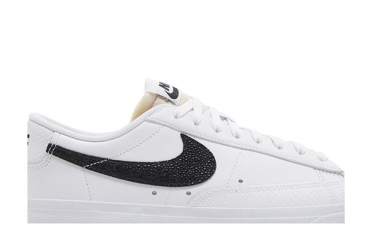 Nike Wmns Blazer Low Platform 'White Snakeskin'
