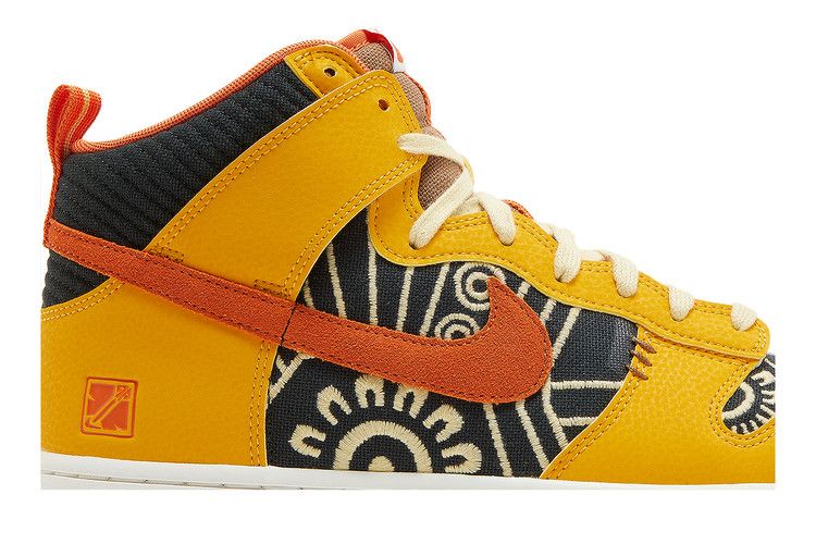 Nike Dunk High 'Somos Familia'