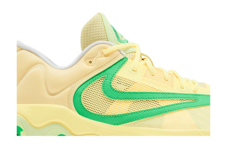 Nike Giannis Immortality 3 'Soft Yellow Green Shock'