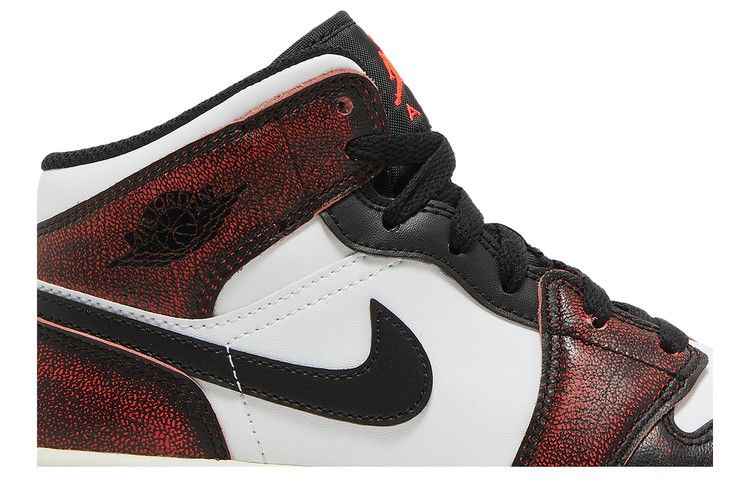Air Jordan 1 Mid SE GS 'Wear-Away'