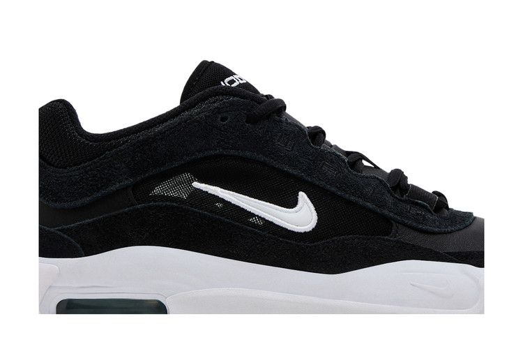 Nike Air Max Ishod Wair SB 'Black White'