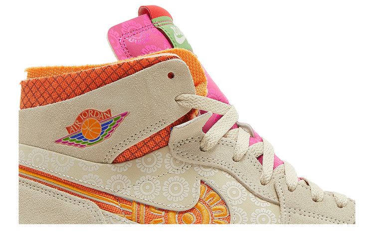 Air Jordan 1 High Zoom Comfort 'Somos Familia'