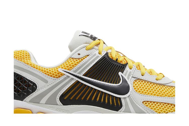 Nike Air Zoom Vomero 5 'University Gold'