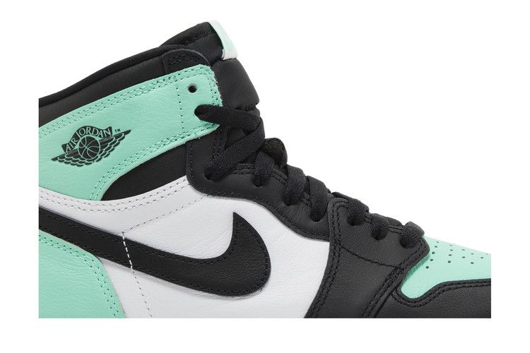 Air Jordan 1 Retro High OG GS 'Green Glow'
