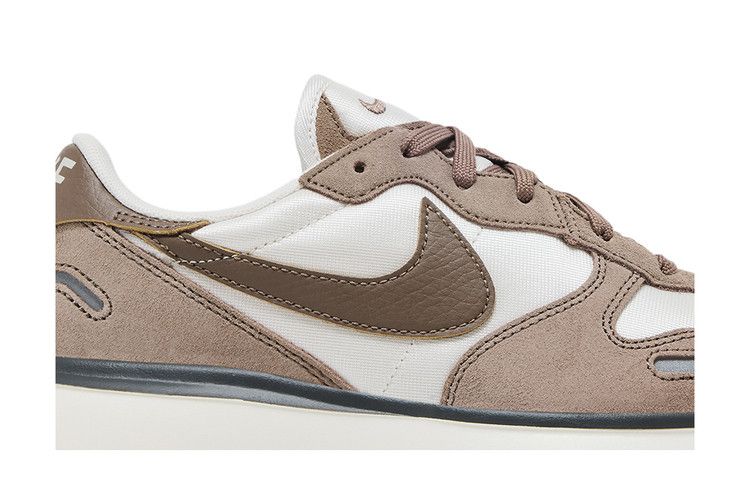 Nike Wmns Phoenix Waffle 'Mink Brown'