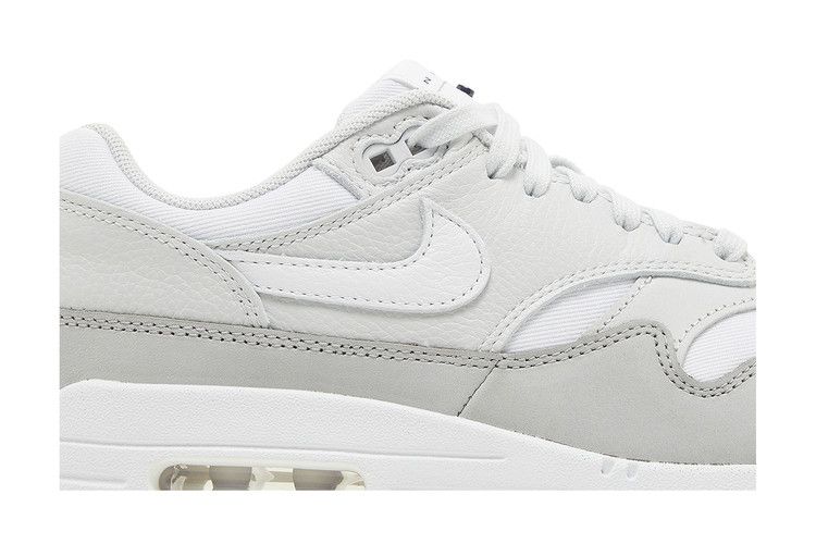 Nike Wmns Air Max 1 '87 LX 'Light Smoke Grey'