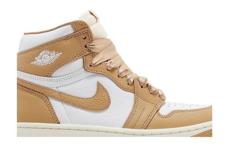 Wmns Air Jordan 1 Retro High OG 'Praline'