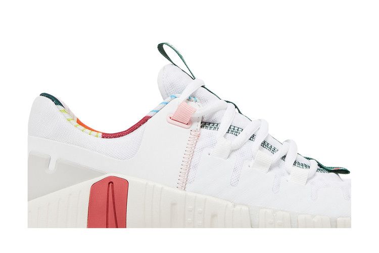 Nike Wmns Free Metcon 5 'All Petals United'