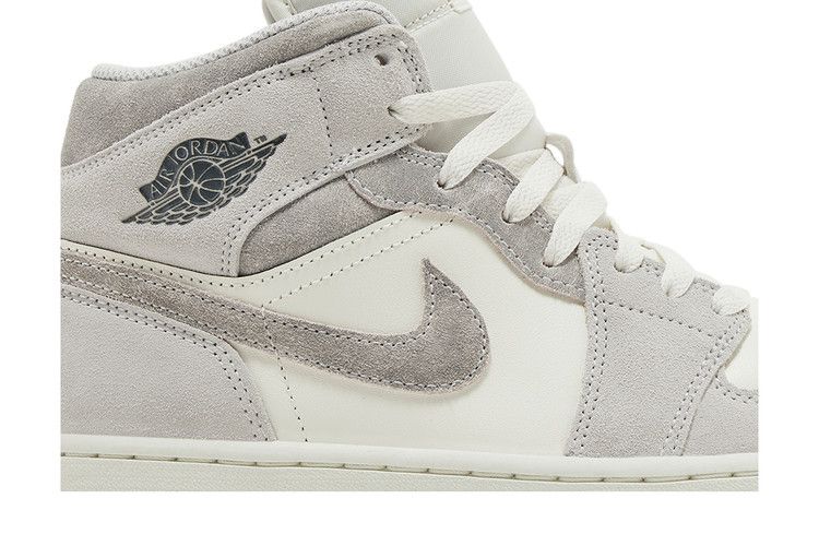 Air Jordan 1 Mid SE 'Neutral Grey Sail'