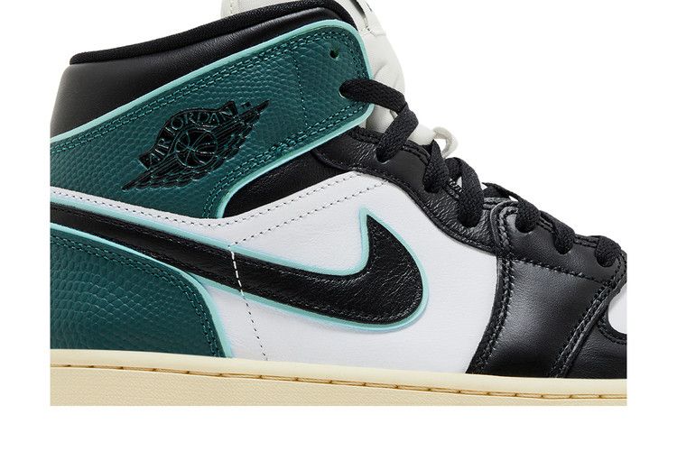 Wmns Air Jordan 1 Mid 'Oxidized Green'