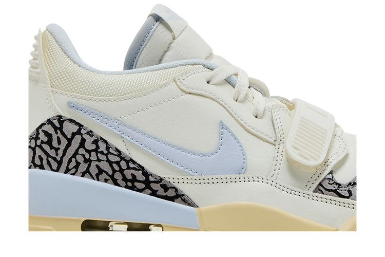 Air Jordan Wmns Jordan Legacy 312 Low 'Sail Football Grey'