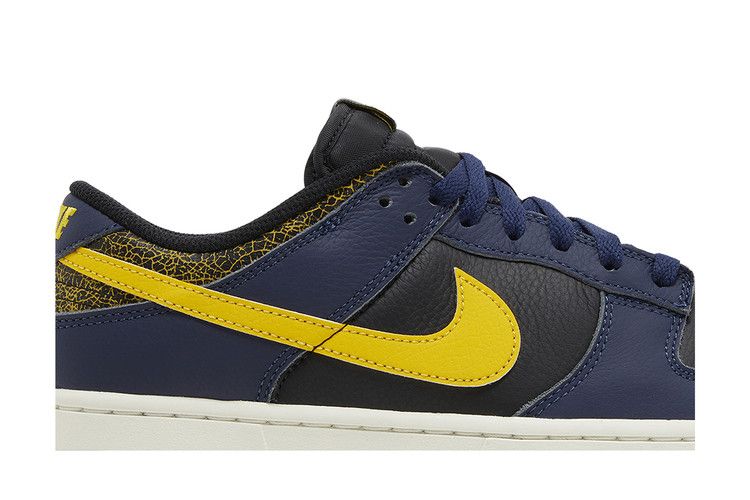 Nike Dunk Low 'Vintage Michigan'