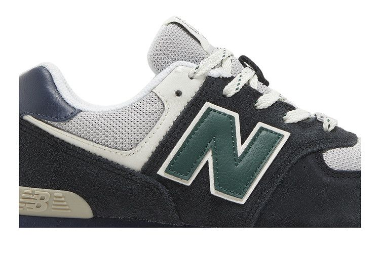 New Balance 574 Big Kid 'Black Nightwatch Green'