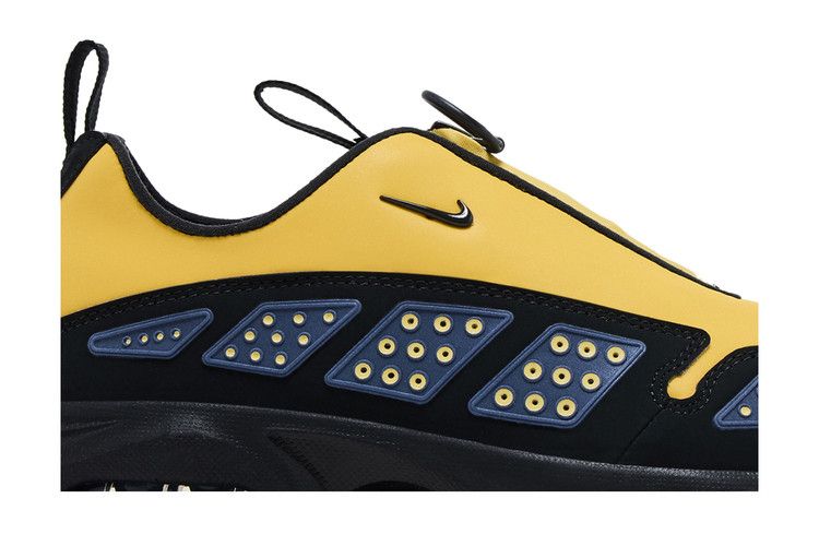Nike Wmns Air Sunder Max 'Saturn Gold'