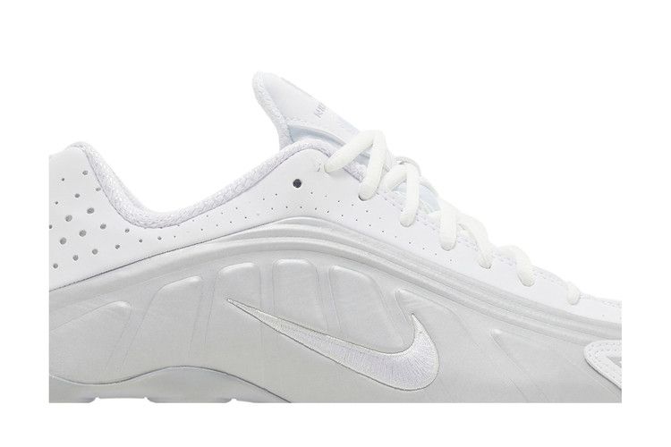 Nike Wmns Shox R4 'Platinum Barely Grape'