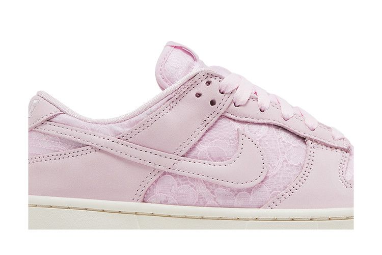 Nike Wmns Dunk Low 'Lace Pack - Regal Pink'