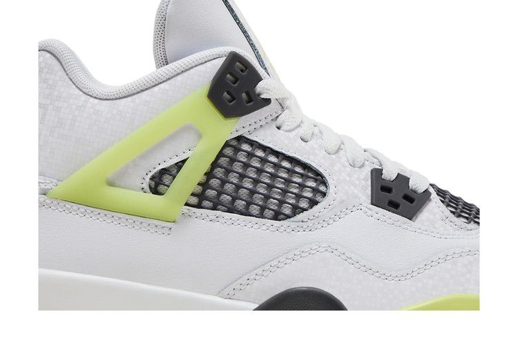 Air Jordan 4 Retro GS 'Light Lemon Twist'
