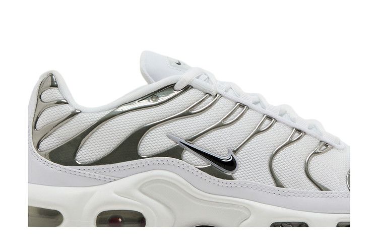 Nike Wmns Air Max Plus SE 'White Chrome Silver'