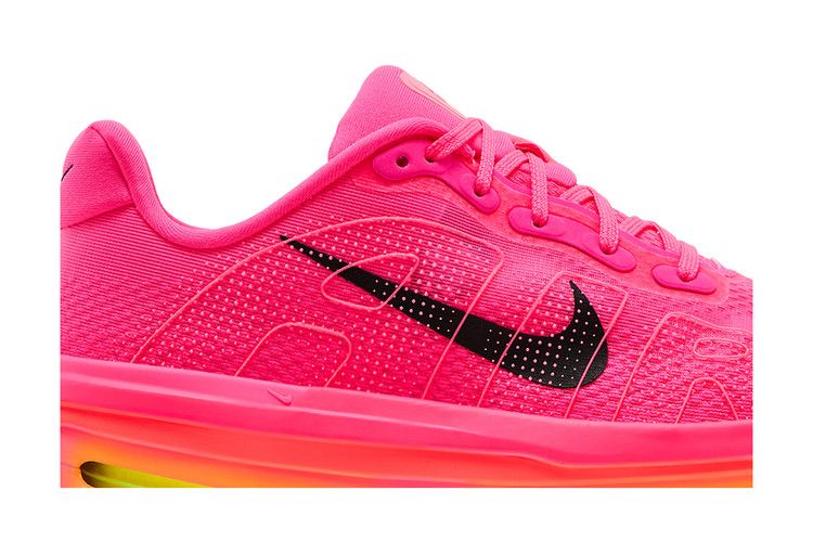Nike Wmns Vomero Premium 'Hyper Pink'