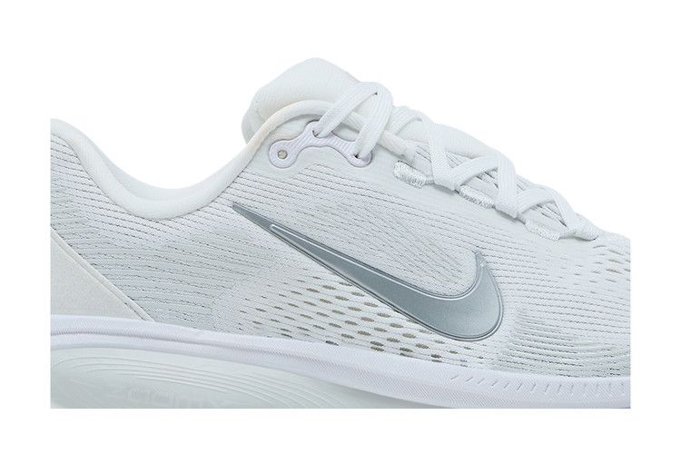Nike Wmns Vomero 18 'White Photon Dust'