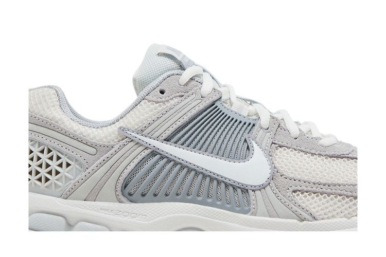 Nike Wmns Air Zoom Vomero 5 'Pure Platinum'
