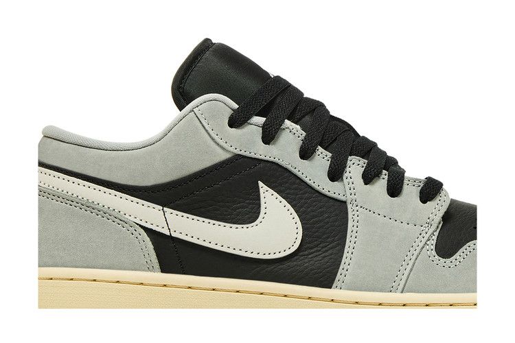 Air Jordan 1 Low 'Light Smoke Grey'